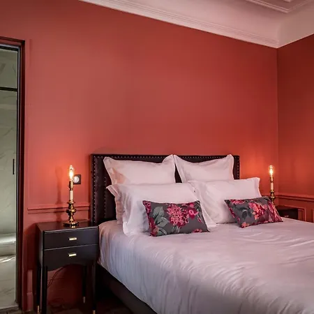 Le Chateau De Bed & Breakfast Cormicy