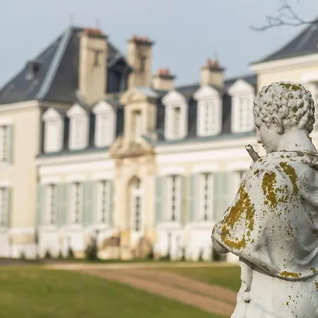 Le Chateau De Bed & Breakfast *