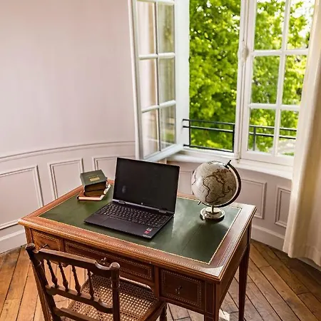 Bed & Breakfast Le Chateau De *